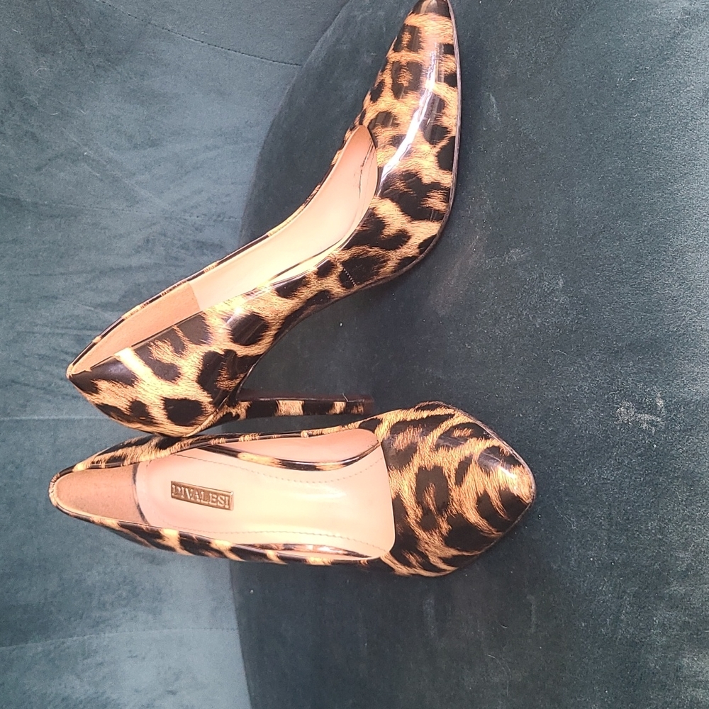 Divalesi Scarpin Shoes Animal Print Size 9